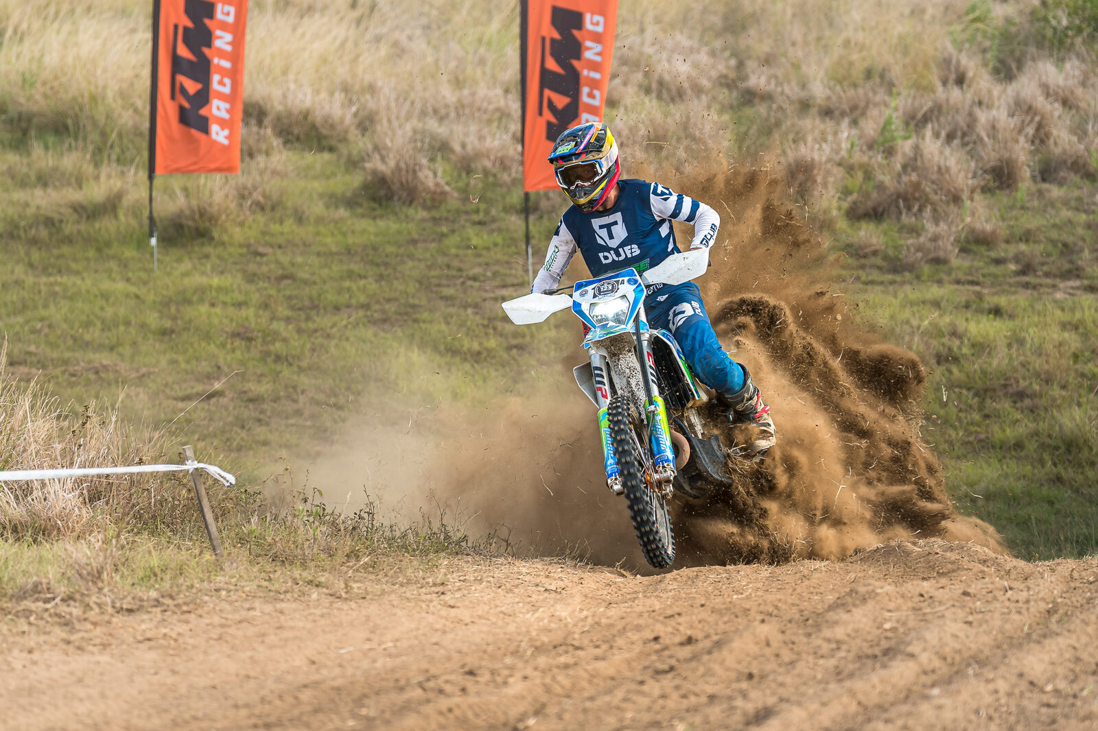 Husqvarna rider roosting